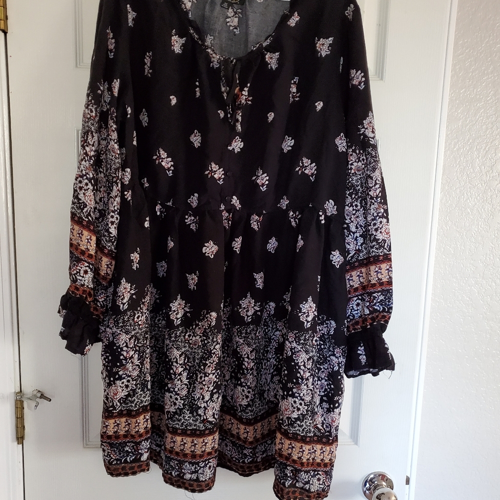Suzanne Betro Floral Dress
